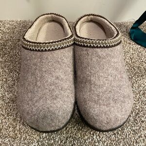 L.L. Bean Gray Wool Slippers